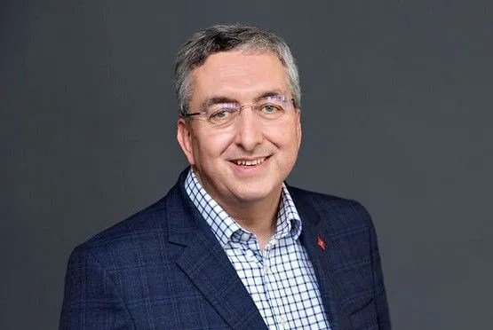 TNGs Legacy & Cultural Impact Defined Modern Science Fiction TV